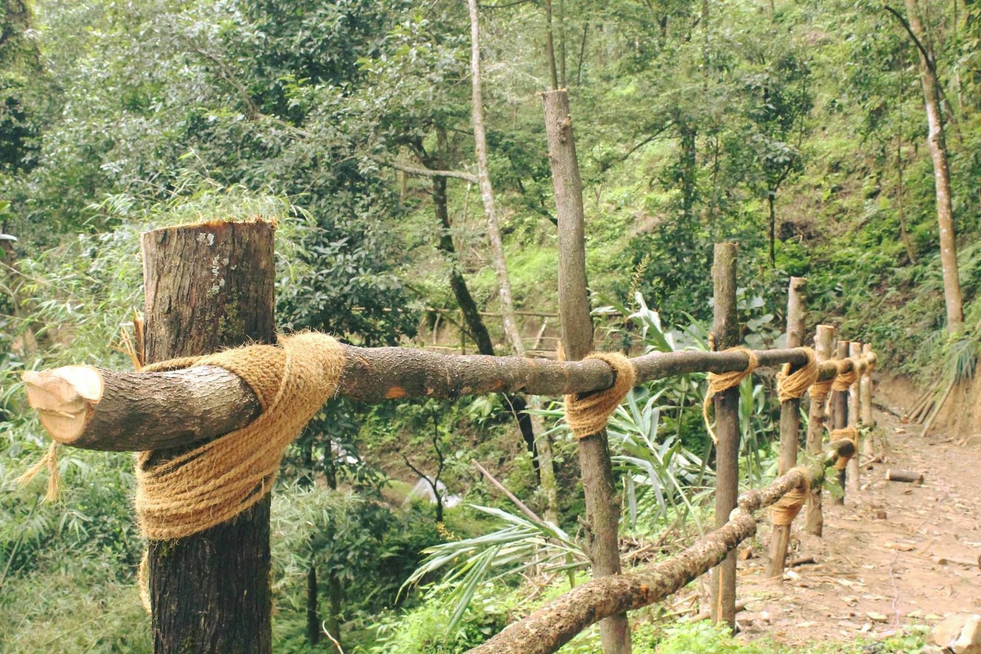 Отель Bunjungle Adventures Катманду Экстерьер фото